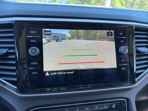 Used 2022 Volkswagen Atlas SEL Premium AWD/4WD image 11