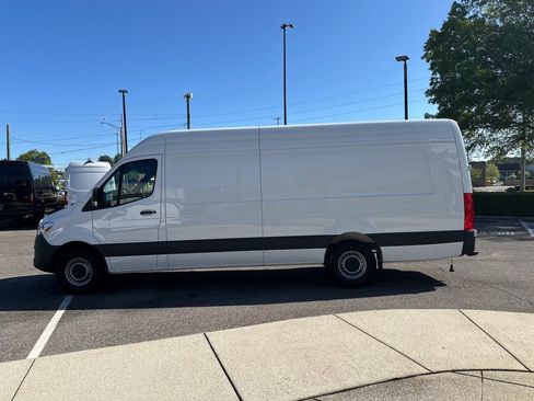 New 2025 Mercedes-Benz Sprinter 2500 image 7