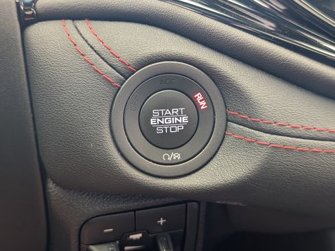 Used 2024 Dodge Durango GT RWD image 35