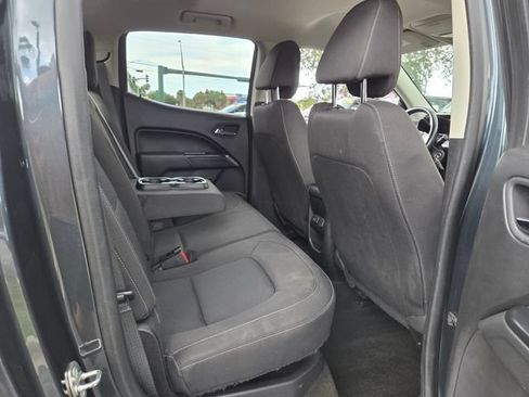 Used 2017 Chevrolet Colorado LT w/ LT Convenience Package RWD image 19