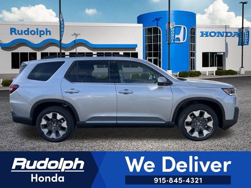 New 2026 Honda Pilot Touring image 6