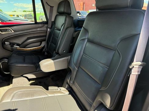 Used 2015 GMC Yukon Denali w/ Touring Package AWD/4WD image 28