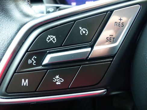 Used 2024 Buick Envision Preferred AWD/4WD image 27