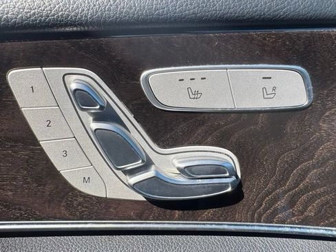 Used 2019 Mercedes-Benz E 300 image 6