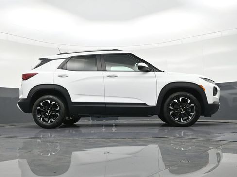 Used 2021 Chevrolet TrailBlazer LT w/ Convenience Package image 28