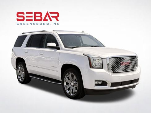 Used 2016 GMC Yukon Denali w/ Open Road Package AWD/4WD image 8