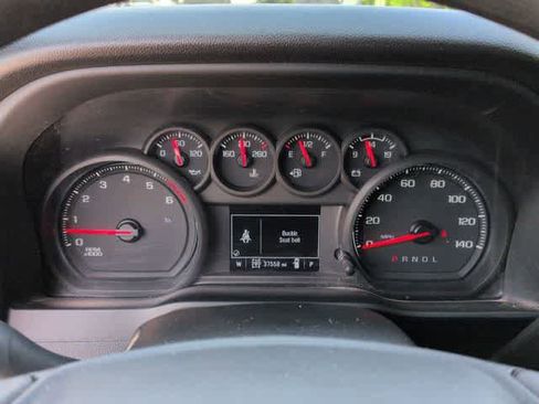 Used 2024 Chevrolet Silverado 2500 Custom w/ Custom Value Package AWD/4WD image 31