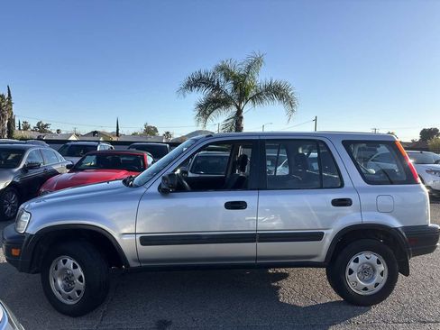 Used 1999 Honda CR-V LX image 2