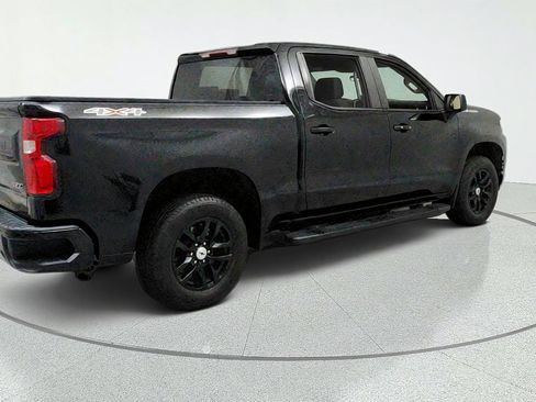 Used 2021 Chevrolet Silverado 1500 RST w/ Bed Protection Package AWD/4WD image 5