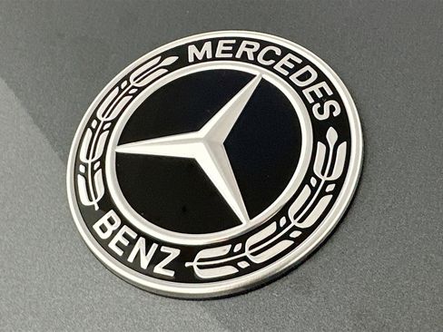 Used 2024 Mercedes-Benz GLS 450 4MATIC image 37