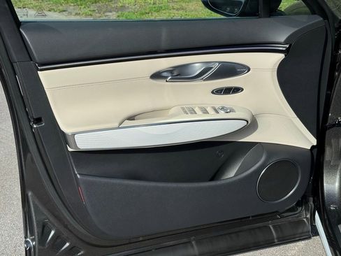 New 2026 Genesis GV70 2.5T Advanced image 25