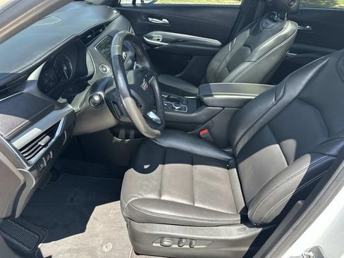 Used 2023 Cadillac XT4 Premium Luxury w/ Enhanced Visibility Package AWD/4WD image 18
