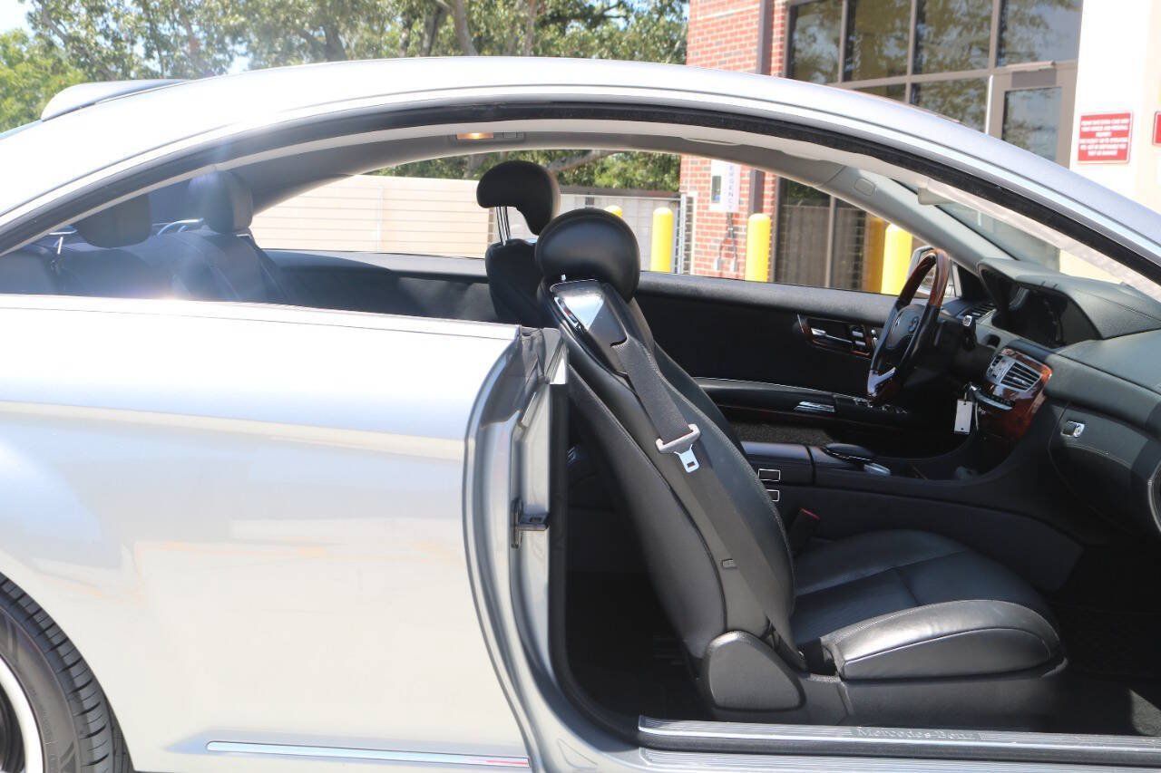 Used 2010 Mercedes-Benz CL 550 4MATIC image 29