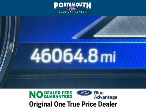 Certified 2022 Ford Explorer XLT w/ Equipment Group 202A image 19