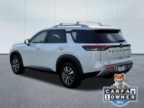 Used 2023 Nissan Pathfinder SL w/ Lighting Package (N92) image 6