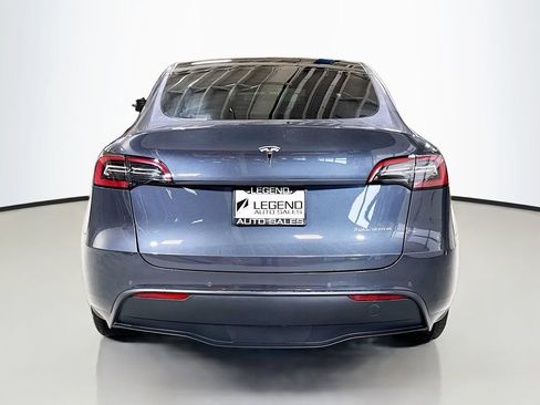 Used 2022 Tesla Model Y Long Range AWD/4WD image 7