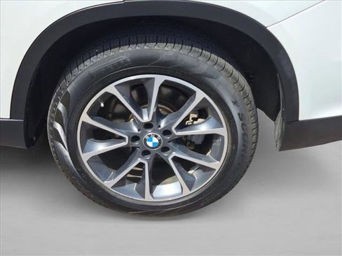 Used 2017 BMW X5 xDrive35i AWD/4WD image 9