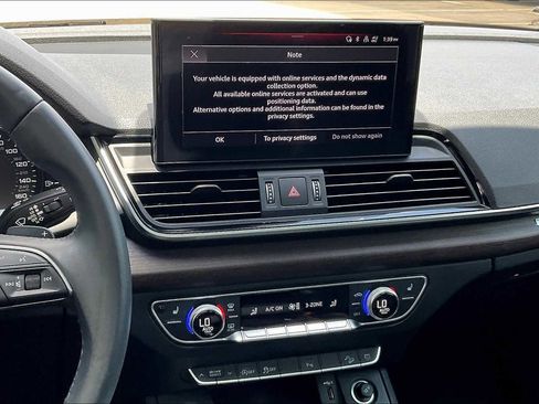 Used 2021 Audi Q5 2.0T Premium w/ Convenience Package image 6