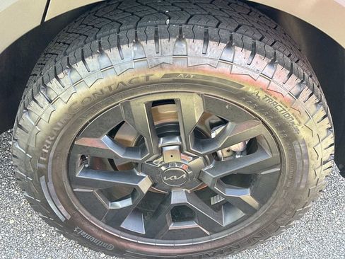 Used 2025 Kia Telluride SX Prestige X-Pro AWD/4WD image 12
