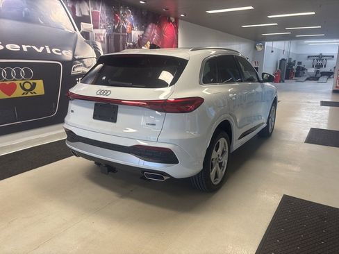 New 2025 Audi Q5 Premium Plus image 6