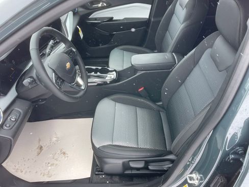 New 2026 Chevrolet Trax LT w/ LT Convenience Package image 11