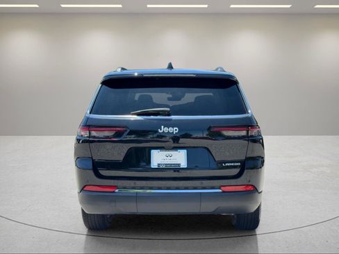 Used 2025 Jeep Grand Cherokee L Laredo RWD image 4