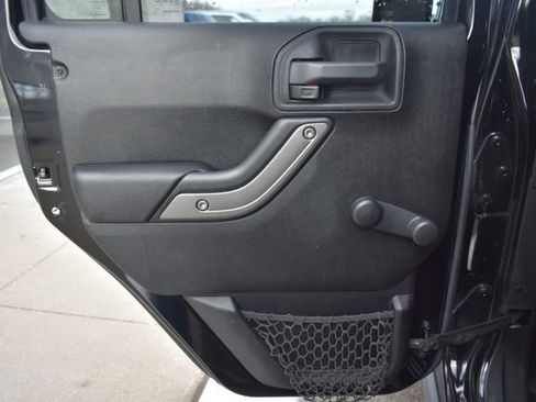 Used 2015 Jeep Wrangler Unlimited Sport image 25