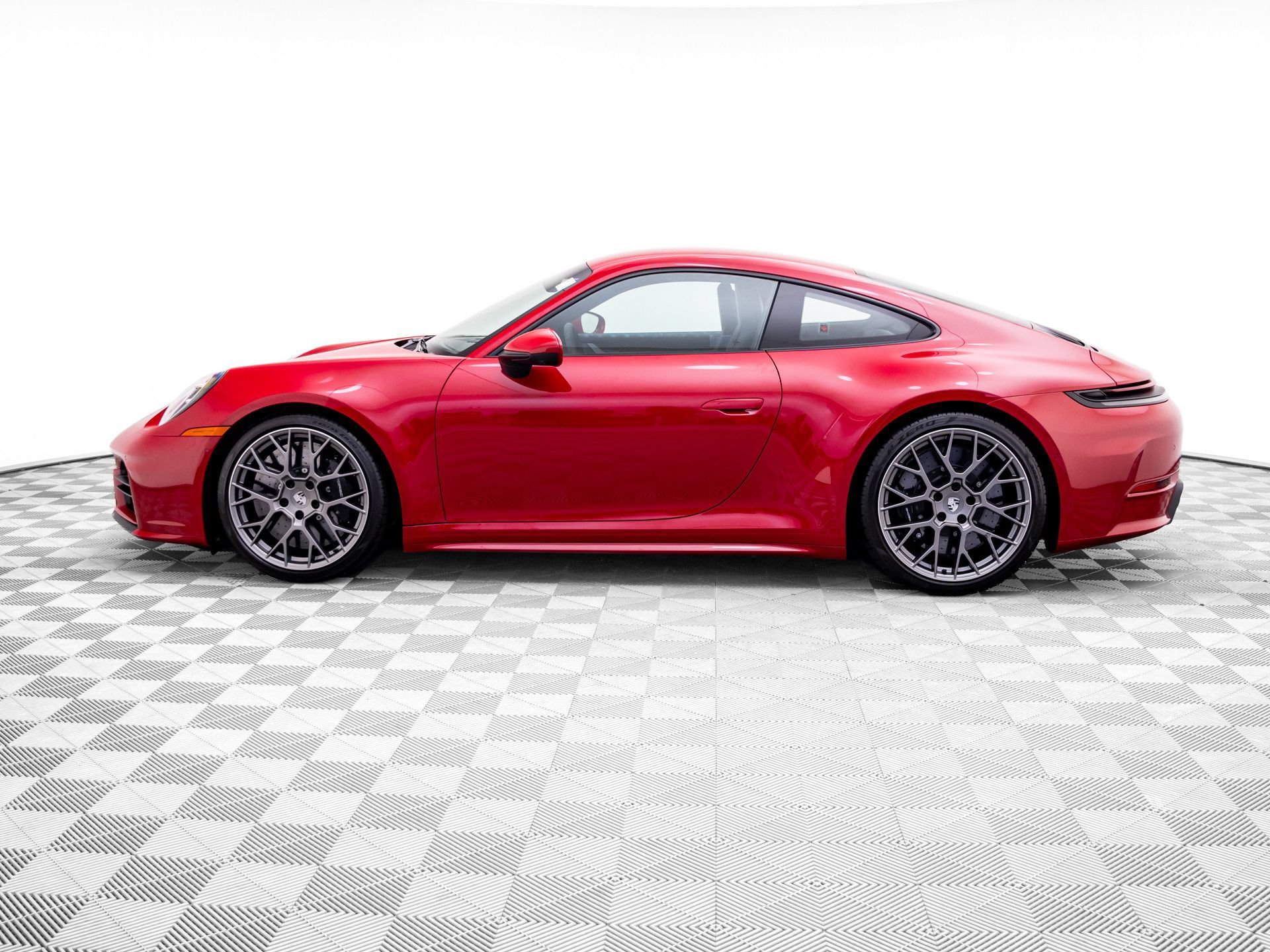 Certified 2025 Porsche 911 Carrera S RWD image 2