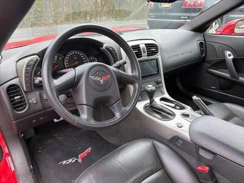 Used 2005 Chevrolet Corvette Convertible w/ Preferred Equipment Group image 11