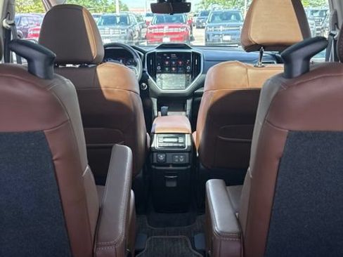 Used 2024 Subaru Ascent Touring AWD/4WD image 36