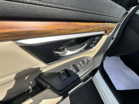 Used 2021 Honda CR-V EX-L image 19