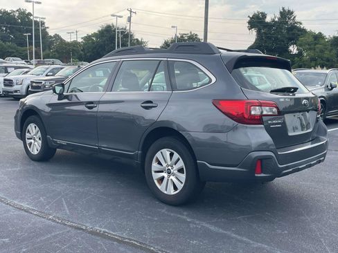 Used 2018 Subaru Outback 2.5i AWD/4WD image 5