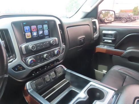 Used 2017 GMC Sierra 1500 SLT AWD/4WD image 35