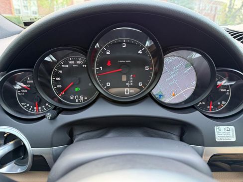 Used 2015 Porsche Cayenne Diesel AWD/4WD image 17
