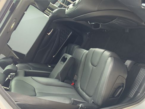 Used 2020 Hyundai Santa Fe Limited AWD/4WD image 25