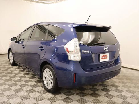Used 2013 Toyota Prius V Two image 3