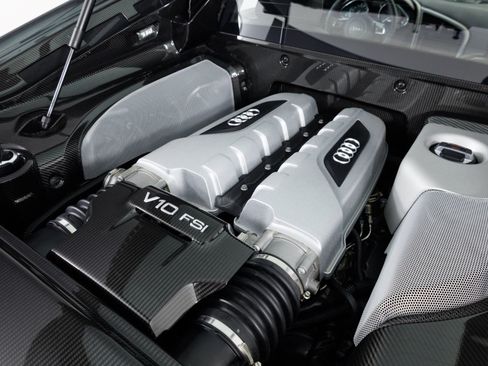 Used 2011 Audi R8 V10 AWD/4WD image 53