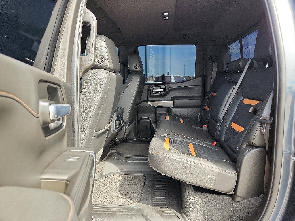 Used 2021 GMC Sierra 1500 AT4 w/ AT4 Preferred Package AWD/4WD image 17