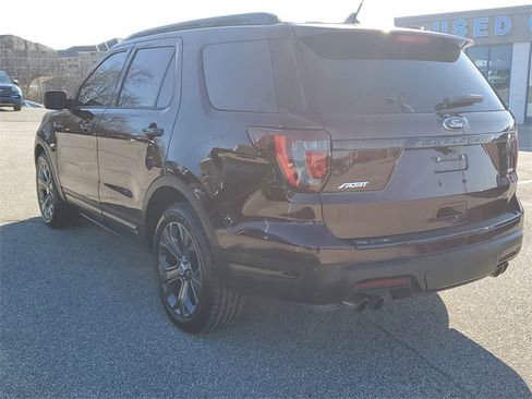 Used 2018 Ford Explorer Sport w/ Equipment Group 401A image 6