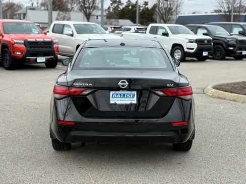 Used 2022 Nissan Sentra SV w/ Trunk Package image 6