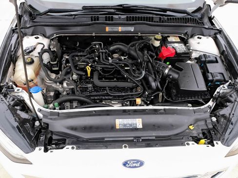 Used 2017 Ford Fusion SE w/ Equipment Group 201A FWD image 54