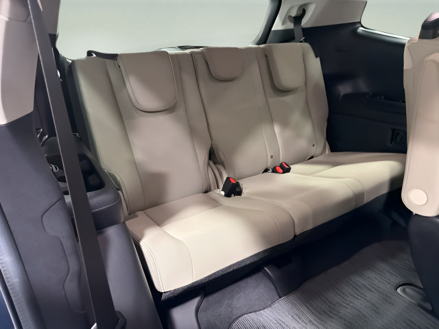 Certified 2025 Subaru Ascent Premium AWD/4WD image 33