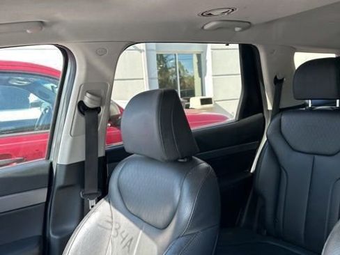 Used 2021 Hyundai Palisade SEL w/ Premium Package image 10