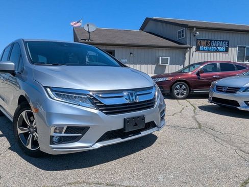 Used 2019 Honda Odyssey Touring image 3