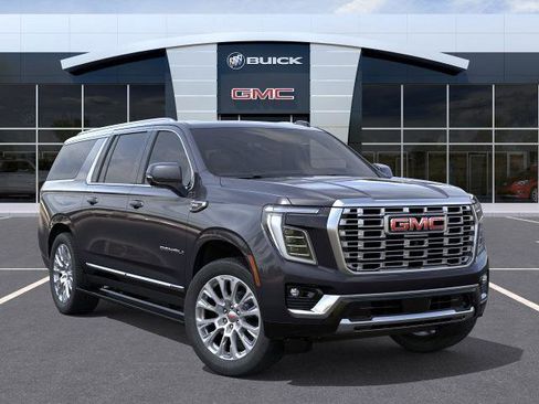 New 2026 GMC Yukon XL Denali image 7