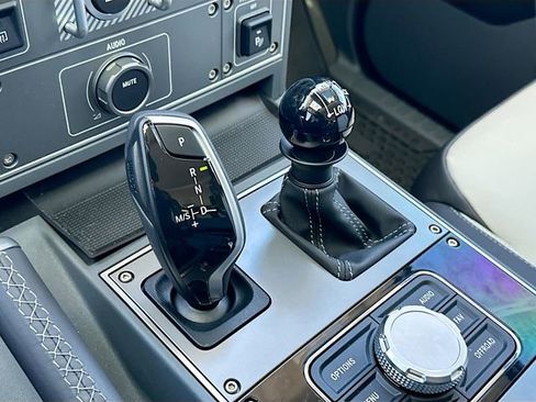 Used 2025 INEOS Grenadier Fieldmaster Edition image 15