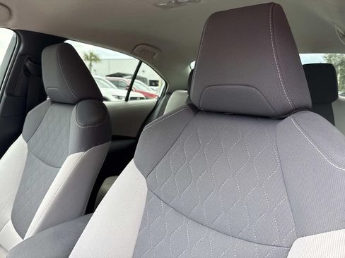 Used 2022 Toyota Corolla LE FWD image 24