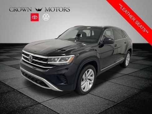 Used 2021 Volkswagen Atlas Cross Sport SEL image 3