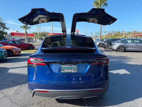 Used 2023 Tesla Model X image 6