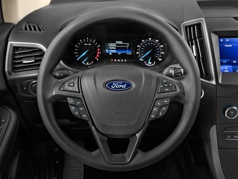 Used 2020 Ford Edge ST-Line w/ Cold Weather Package image 8